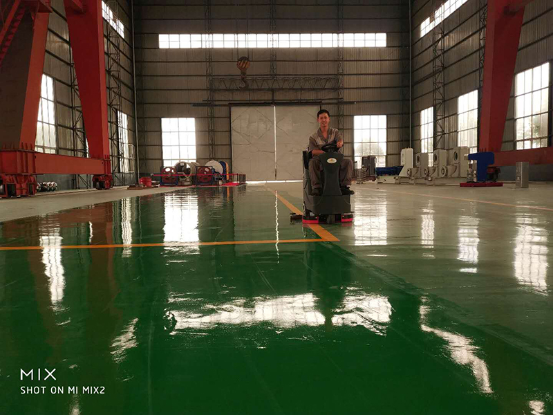 四川駕駛式洗地機(jī)