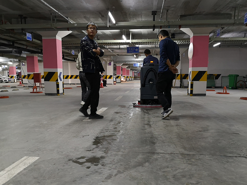 四川洗地機(jī)租賃,成都駕駛式洗地機(jī)租賃,四川手推式洗地機(jī)出租,四川物業(yè)保潔洗地機(jī)出租,綿陽洗地機(jī)維修出租