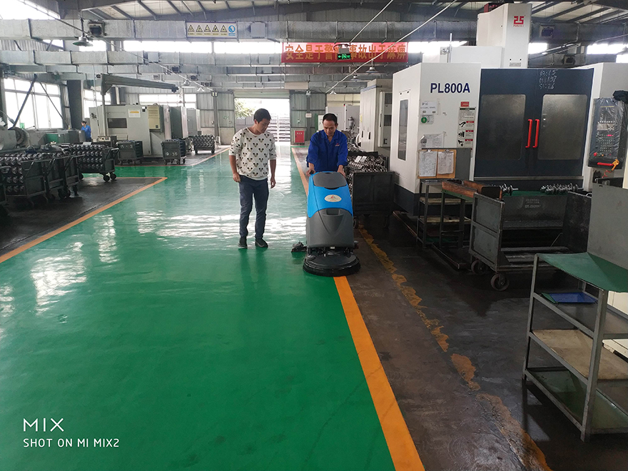 綿陽洗地機,德陽洗地機,四川全自動洗地機,成都手推洗地機