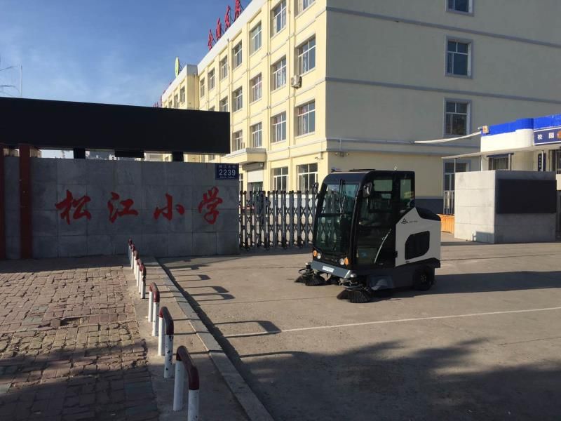 四川學(xué)校掃地機(jī),四川掃地機(jī)價(jià)格,成都掃地機(jī),電動(dòng)掃地機(jī)