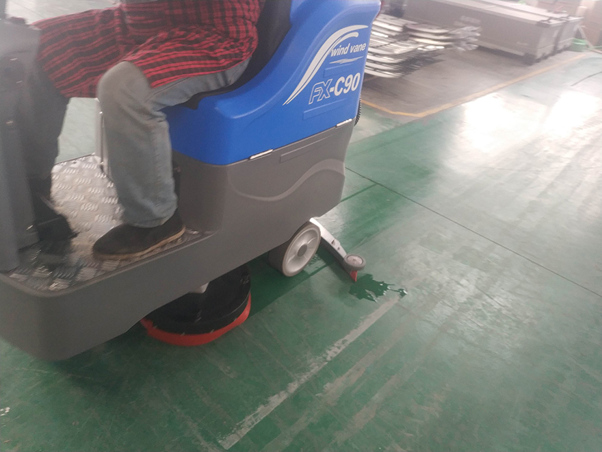成都駕駛式洗地機(jī),成都工廠洗地機(jī),成都車間洗地機(jī),成都電動洗地機(jī)