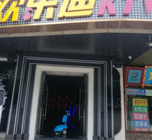 遂寧手推式洗地機(jī)對(duì)瓷磚地面的清潔清洗