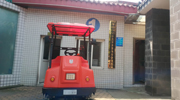 成都小型駕駛式掃地機(jī)1350在成都藥理毒理研究院服役