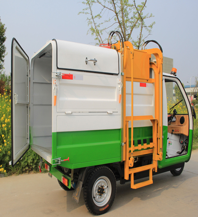 城美潔 2.5立方清運(yùn)車