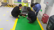 四川手推式洗地機在青白江工廠地面的使用